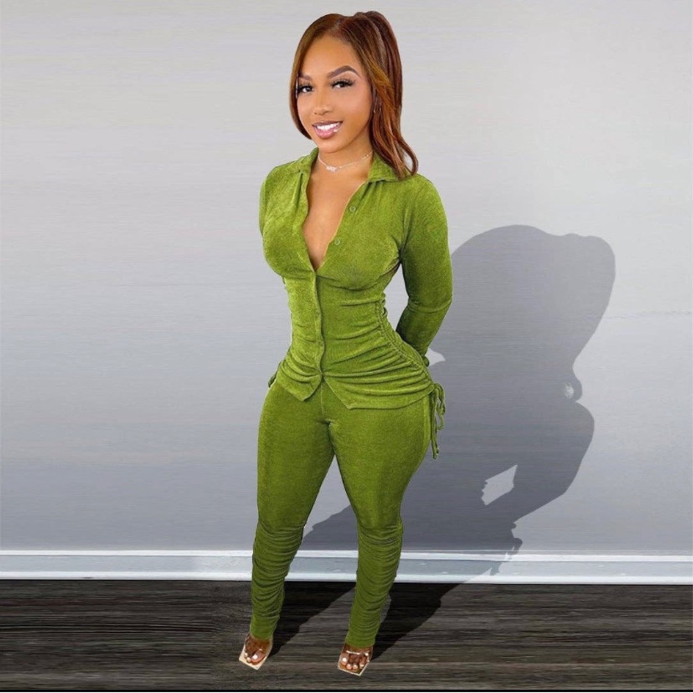 Two Piece Set